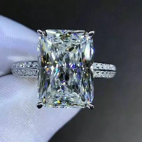 Radiant Classic Emerald Cut Ring – Girly.mu